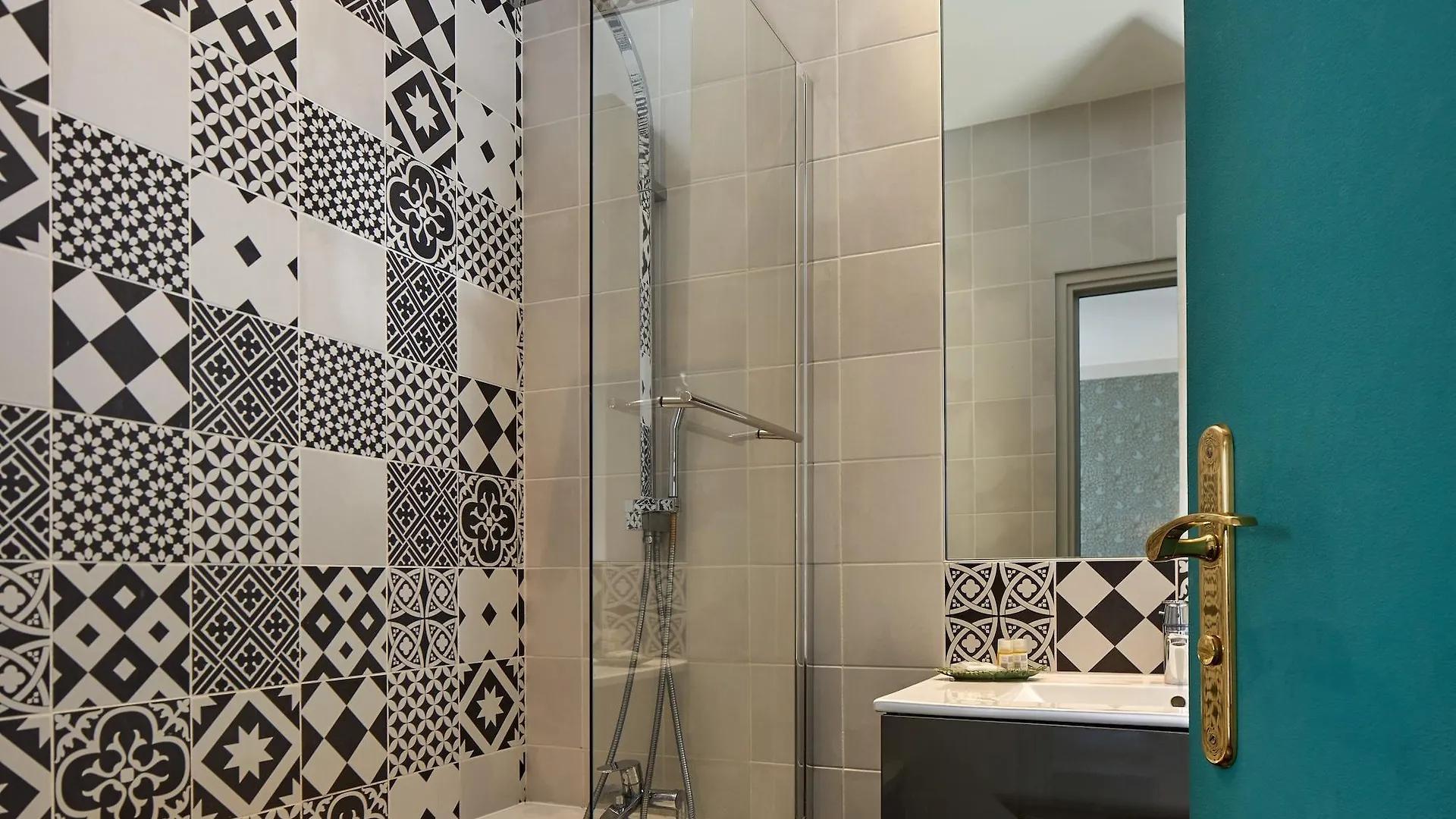 *** Hotel Le Vert Galant - Auberge Etchegorry Paris Frankreich