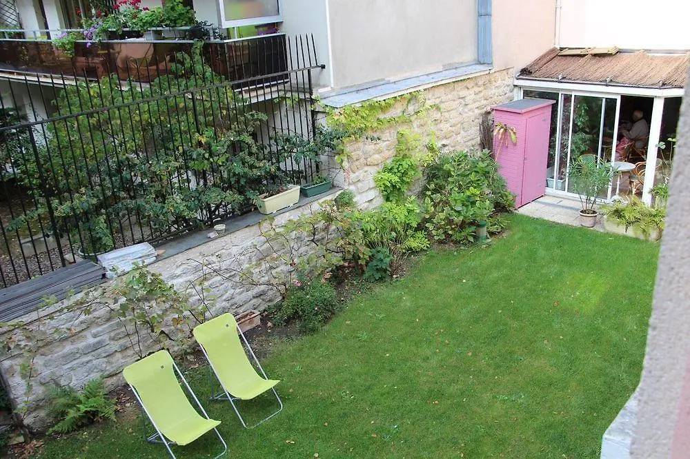 Le Vert Galant - Auberge Etchegorry Parigi Hotel