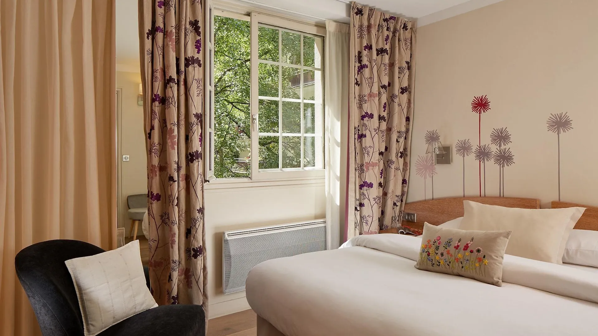 Szálloda Le Vert Galant - Auberge Etchegorry Párizs