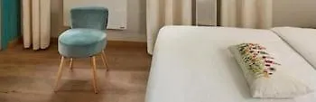 *** Szálloda Le Vert Galant - Auberge Etchegorry Párizs Franciaország