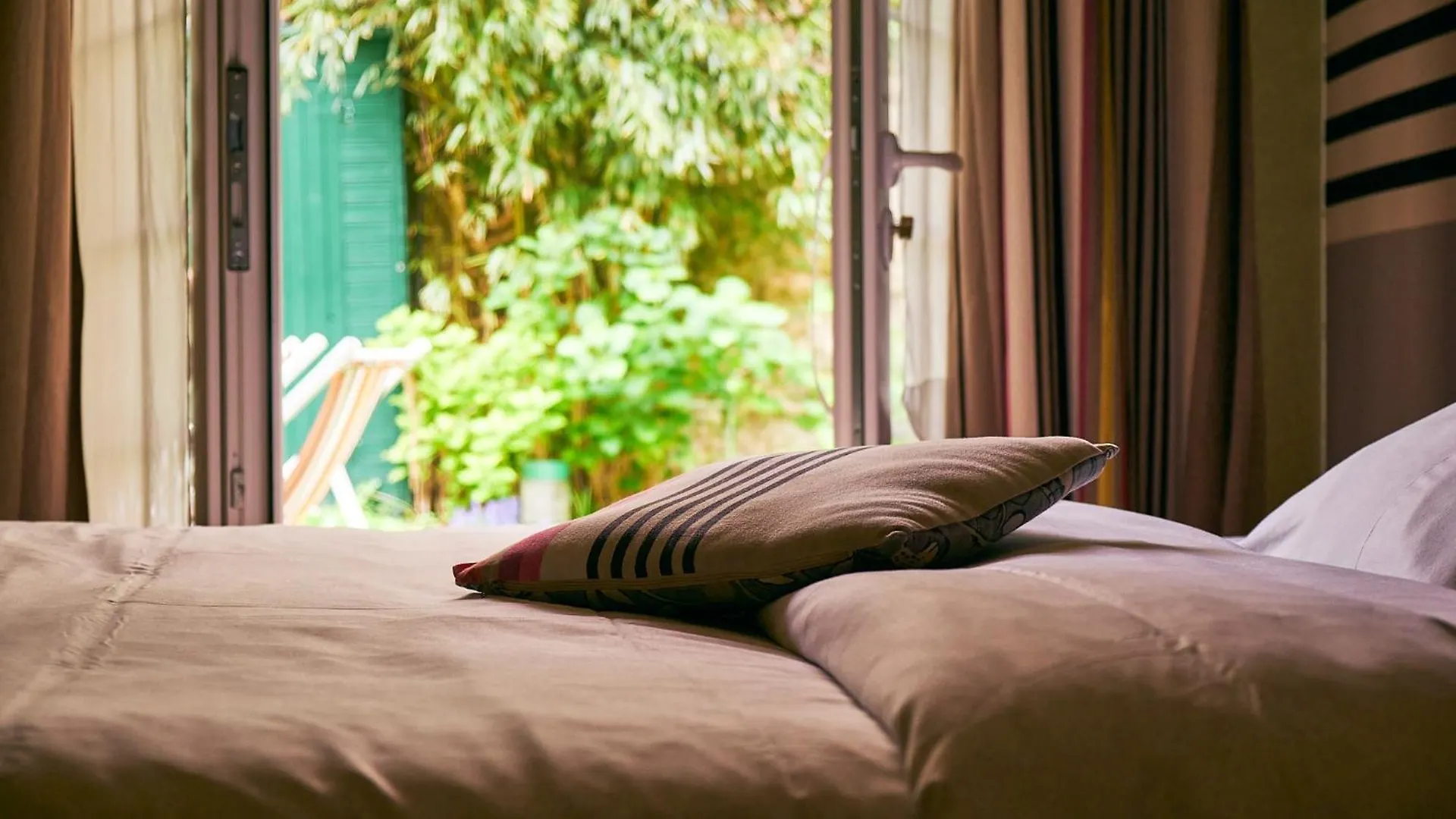 Le Vert Galant - Auberge Etchegorry Párizs Franciaország