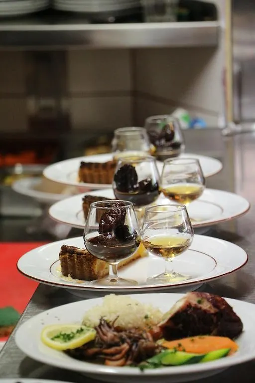 Le Vert Galant - Auberge Etchegorry Párizs Szálloda