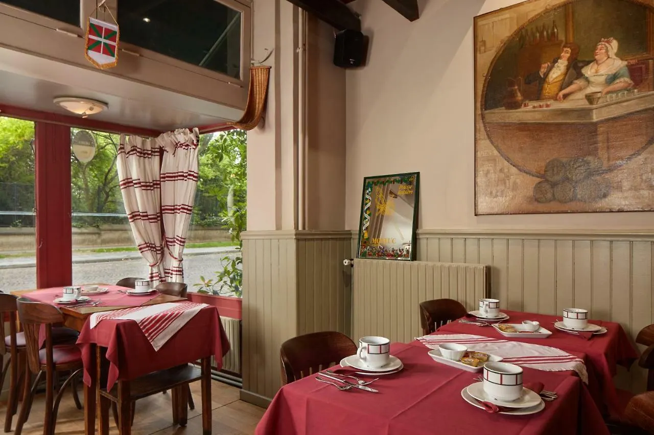 Le Vert Galant - Auberge Etchegorry Párizs 3*,  Franciaország